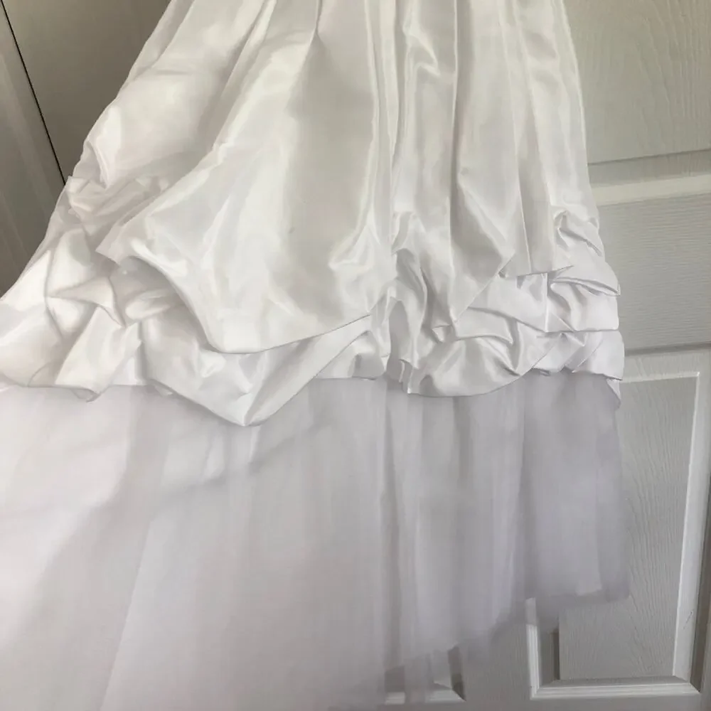 Joan Calabrese Girls formal dress in white aged 7